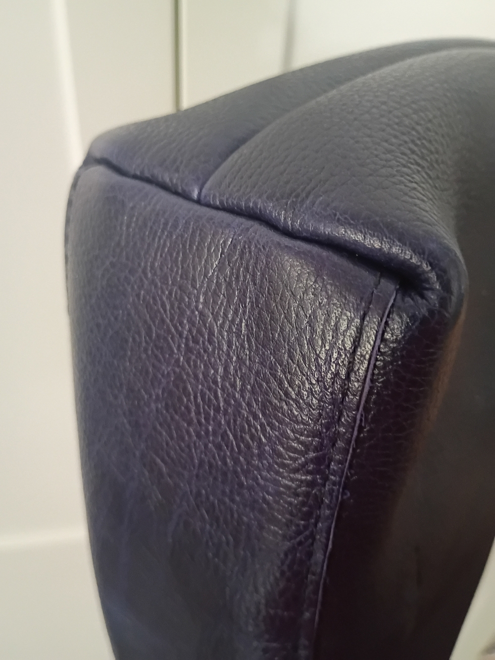 💙Portland Leather Small Rain Drop Cross Body Cobalt Blue w/ Ziipper💙 - Picture 13 of 15